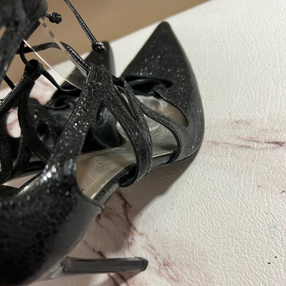 Stuart Weitzman Black Patent Leather Excite Pointy Toe Lace Up Pumps 6.5 M. - Picture 9 of 11